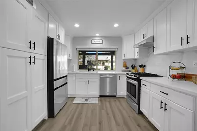 1684 Aspen Village Way, West Covina, CA 91791 - Photo 13