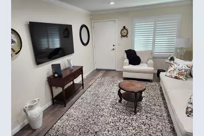 2697 W Parkside Lane, Anaheim, CA 92801 - Photo 7