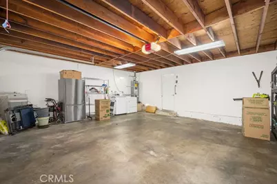 2697 W Parkside Lane, Anaheim, CA 92801 - Photo 27