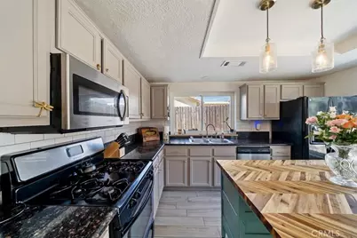 2544 Sunflower, San Bernardino, CA 92407 - Photo 11