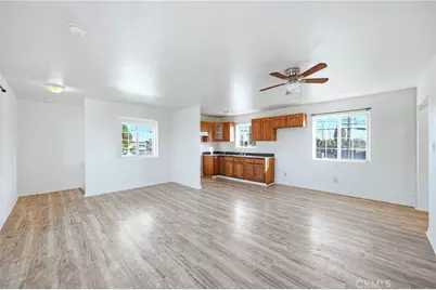 10929 Compton Avenue, Los Angeles, CA 90059 - Photo 17
