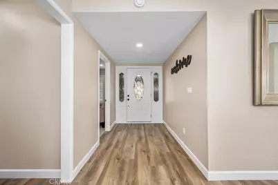 11348 Barbi Lane, Los Alamitos, CA 90720 - Photo 11