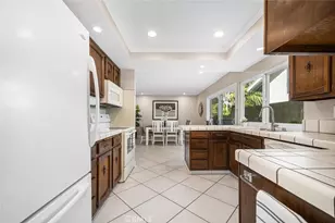 11348 Barbi Ln, Los Alamitos, CA 90720 - Photo 19