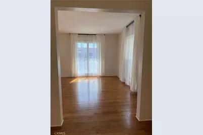 143 Pomona, Long Beach, CA 90803 - Photo 3