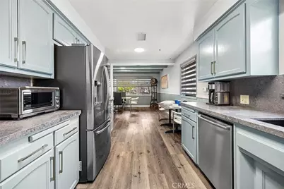 634 East Adams Avenue, Orange, CA 92867 - Photo 23