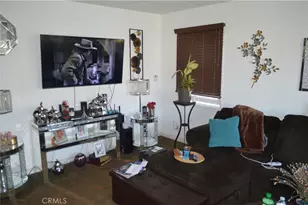 1310 Poindexter St, Los Angeles, CA 90044 - Photo 5