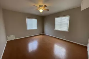 140 Saint Joseph, Long Beach, CA 90803 - Photo 11