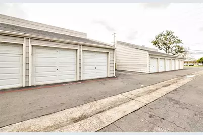 2410 W Orangethorpe #6, Fullerton, CA 92833 - Photo 41