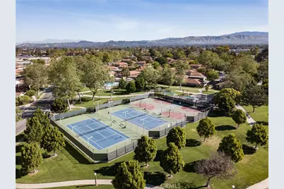 14302 Morning Glory, Tustin, CA 92780 - Photo 35