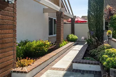 14302 Morning Glory, Tustin, CA 92780 - Photo 3