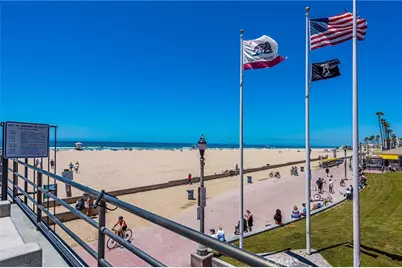 19275 Meadowood Circle, Huntington Beach, CA 92648 - Photo 49