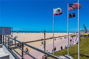 19275 Meadowood Cir, Huntington Beach, CA 92648 - Photo 49