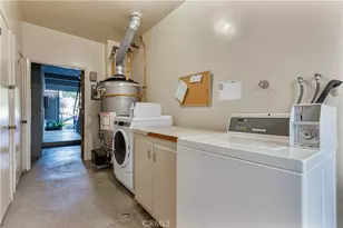 1273 E Appleton St, Long Beach, CA 90802 - Photo 17