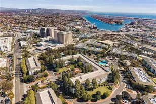 102 Scholz Plaza, Newport Beach, CA 92663 - Photo 21