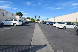 1001 E Grant St, Santa Ana, CA 92701 - Photo 13