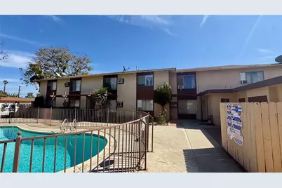 2258 W Colchester, Anaheim, CA 92804 - Photo 5