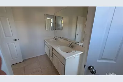 14500 Alder, Jurupa, CA 92880 - Photo 25