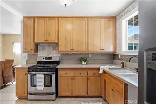 10281 Bouvais, Anaheim, CA 92804 - Photo 11