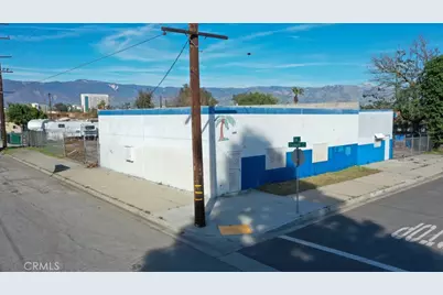 444 Oak Street, San Bernardino, CA 92401 - Photo 1