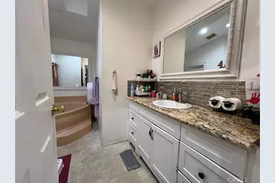 2191 Harbor Boulevard #27, Costa Mesa, CA 92627 - Photo 7