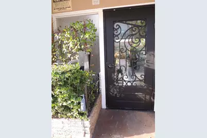 819 E 4th #1, Long Beach, CA 90802 - Photo 3