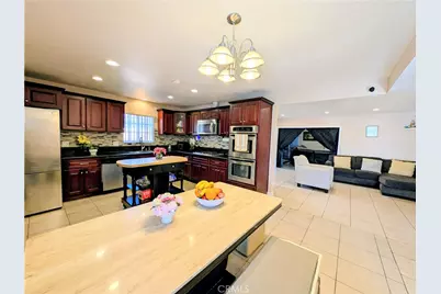 1019 S Shawnee Drive, Santa Ana, CA 92704 - Photo 3