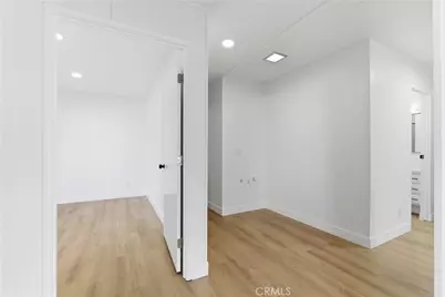 141 E Coronado Lane, Tustin, CA 92780 - Photo 15