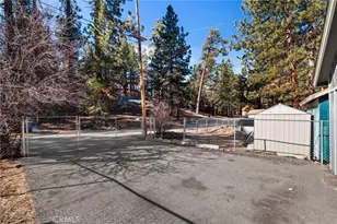 314 W Aeroplane, Big Bear City, CA 92314 - Photo 37