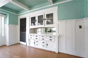 1323 W 41st, Los Angeles, CA 90037 - Photo 13