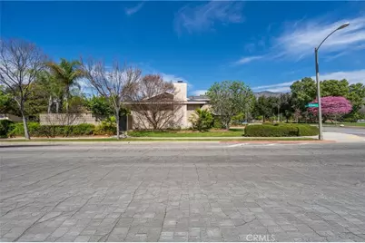 651 N Sunnyslope Avenue, Pasadena, CA 91107 - Photo 41