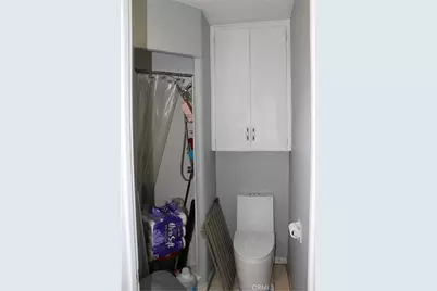 967 E Columbia, Pomona, CA 91767 - Photo 15