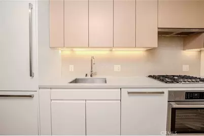 877 Francisco #1717, Los Angeles, CA 90017 - Photo 9