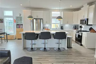 309 N Coral Dr, Long Beach, CA 90803 - Photo 11