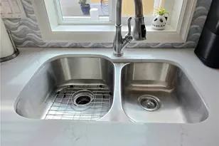 309 N Coral Dr, Long Beach, CA 90803 - Photo 21