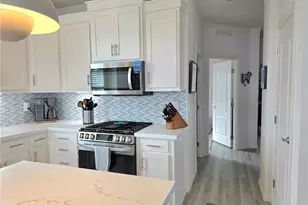 309 N Coral Dr, Long Beach, CA 90803 - Photo 27