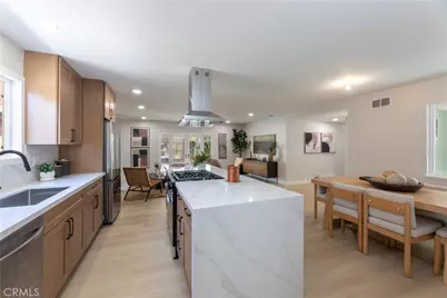 8172 Acacia, Cypress, CA 90630 - Photo 19