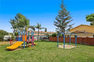 15940 Silvertip Ct, Fountain Valley, CA 92708 - Photo 21