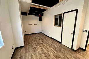 11827 Fresh Meadow Pl, Victorville, CA 92392 - Photo 13