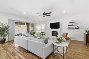 4977 Hydepark, Agoura Hills, CA 91301 - Photo 11