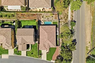 4977 Hydepark, Agoura Hills, CA 91301 - Photo 45