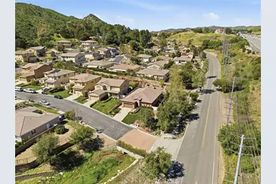 4977 Hydepark, Agoura Hills, CA 91301 - Photo 43