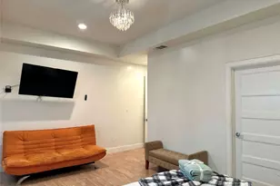 646 S Courson Dr, Anaheim, CA 92804 - Photo 55