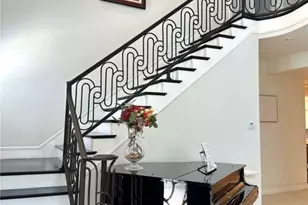 646 S Courson Dr, Anaheim, CA 92804 - Photo 5