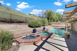 25377 Fortuna, Valencia, CA 91355 - Photo 19
