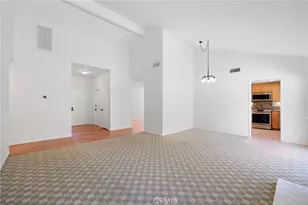25377 Fortuna Dr, Valencia, CA 91355 - Photo 7