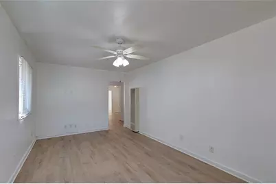 13317 Bixler, Downey, CA 90242 - Photo 11