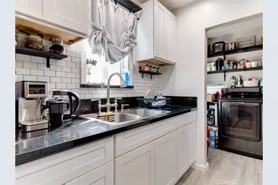 1316 W L Street, Wilmington, CA 90744 - Photo 11