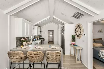 306 Alvarado Place, Newport Beach, CA 92661 - Photo 25