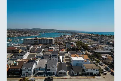 306 Alvarado Place, Newport Beach, CA 92661 - Photo 47