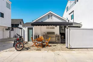 306 Alvarado Pl, Newport Beach, CA 92661 - Photo 11